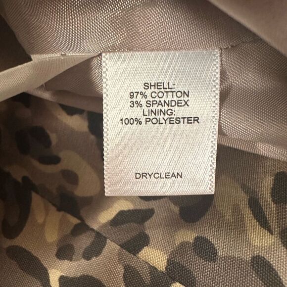 Loft Skirt Animal Print fully lined. Size 10 - Picture 5 of 6